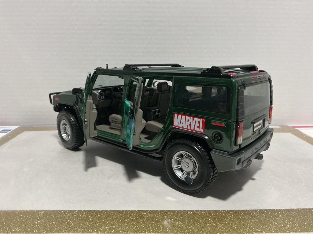 1:18 MAISTO HUMMER H2 INCREDIBLE HULK COVER [NO BOX] image