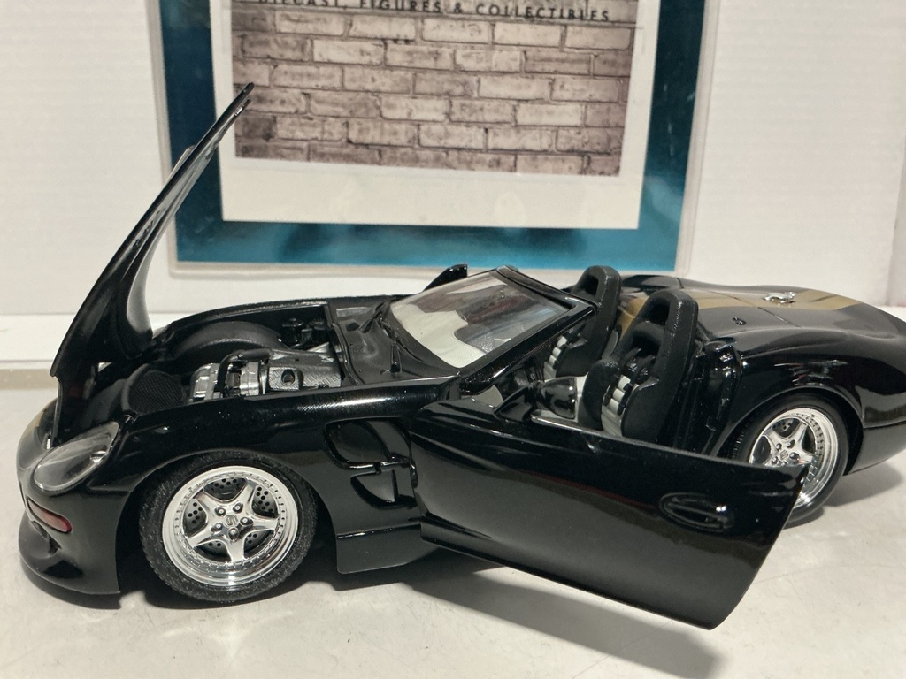 1:18 MAISTO SHELBY SERIES 1  [NO BOX] image