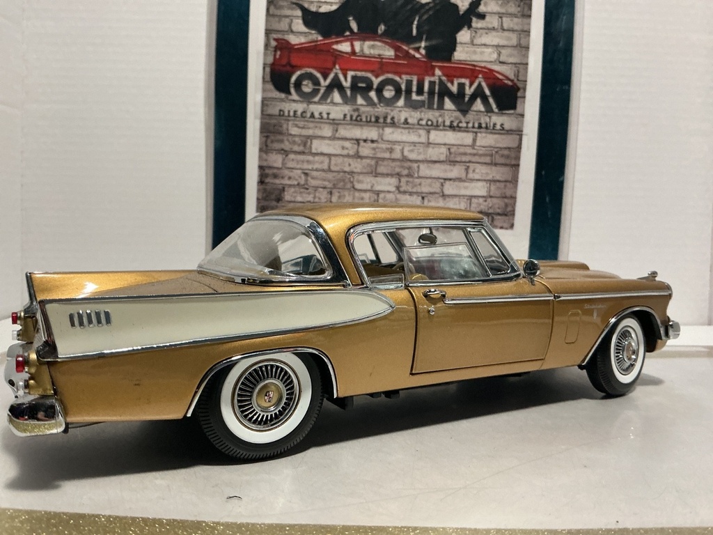 1:18 MOTORMAX 1958 STUDEBAKER NO GAS COVER  [NO BOX] image