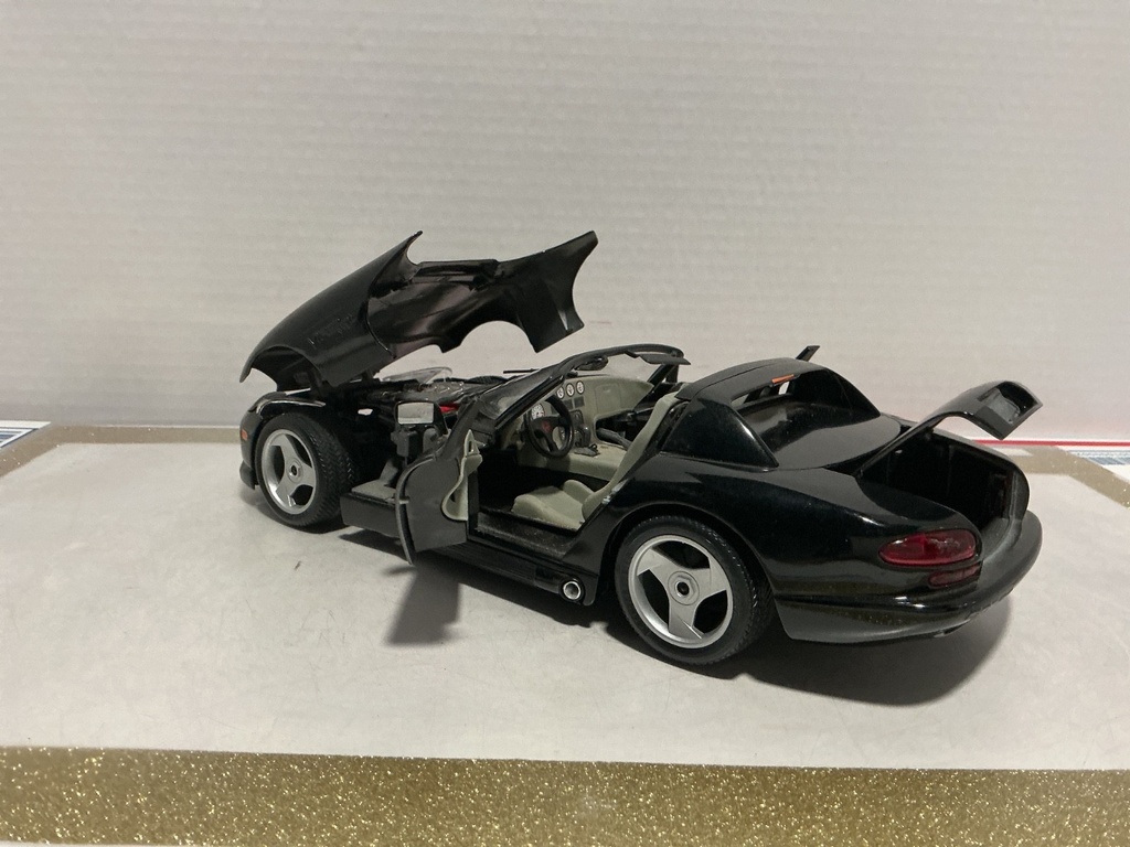 1:18 BBURAGO VIPER BLACK / GRAY RT/10 [NO BOX] image