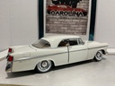 1:18 MAISTO CHRYSLER 300B [MISSING HEADLIGHT / NO ANTENNA] [NO BOX] image