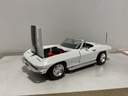 1:18 ERTL 1967 CORVETTE WHITE ON BLACK [ANTENNA BENT] [NO BOX] image