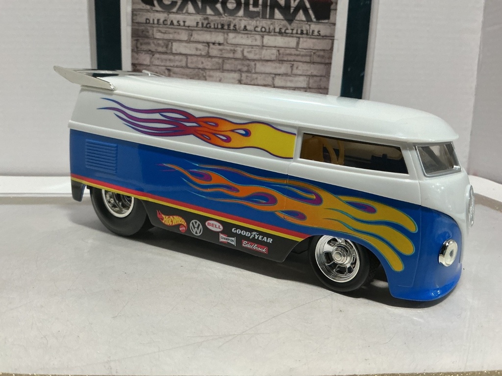 1:18 HOT WHEELS DRAG BUS  [NO BOX] image