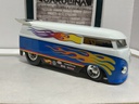 1:18 HOT WHEELS DRAG BUS  [NO BOX] image