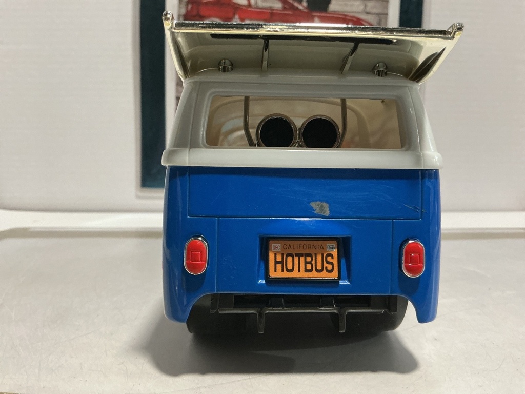 1:18 HOT WHEELS DRAG BUS  [NO BOX] image