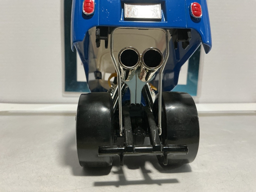 1:18 HOT WHEELS DRAG BUS  [NO BOX] image