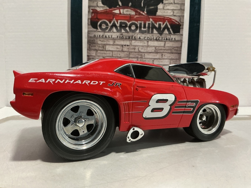 1:18 MUSCLE MACHINE CAMARO DALE EARNHARDT JR. [SCUFFS ON HOOD] [NO BOX] image
