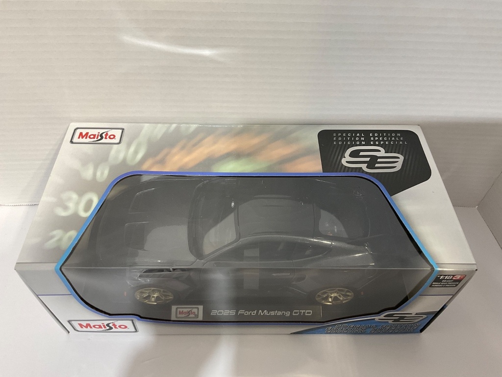 1:18 MAISTO 2025 FORD MUSTANG GTO GREY image