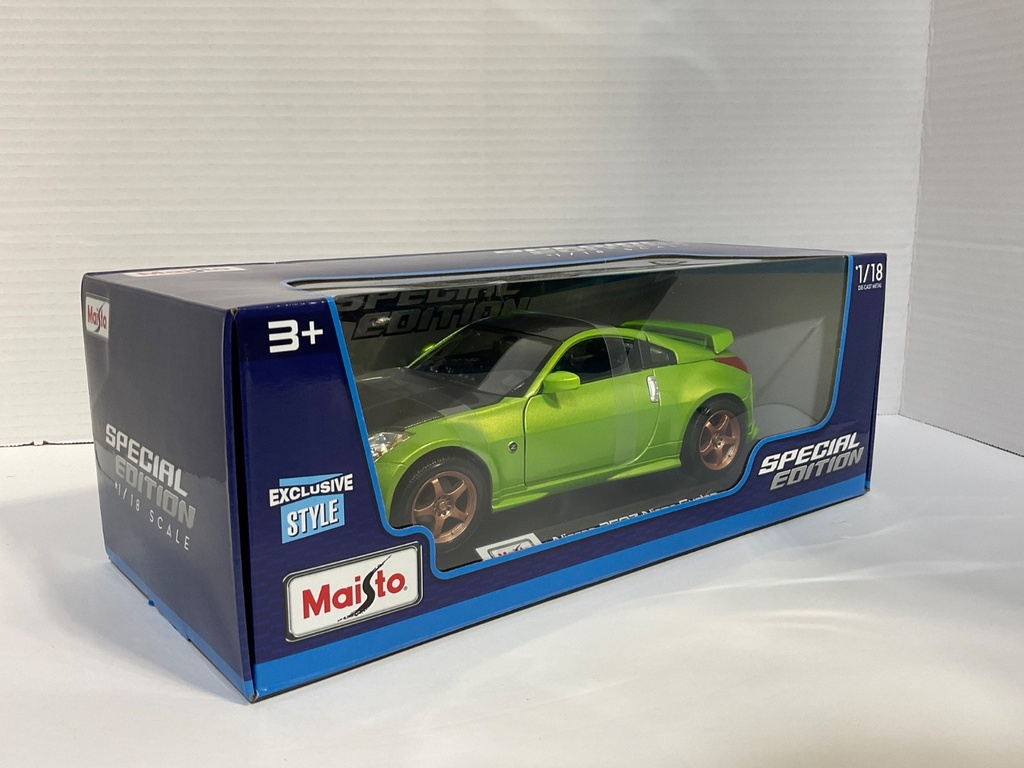 1:18 MAISTO NISSAN 350Z NISMO CUSTOM GREEN AND BLACK ! image