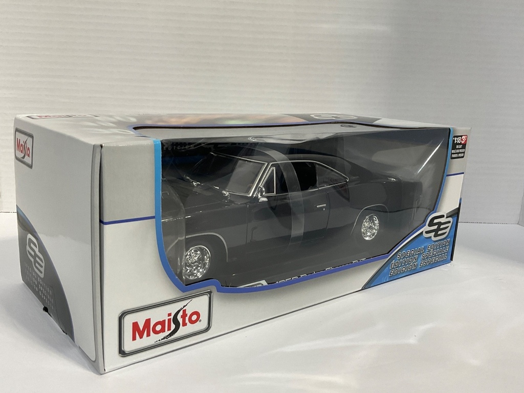 1:18 MAISTO 1969 DODGE CHARGER R/T BLACK image