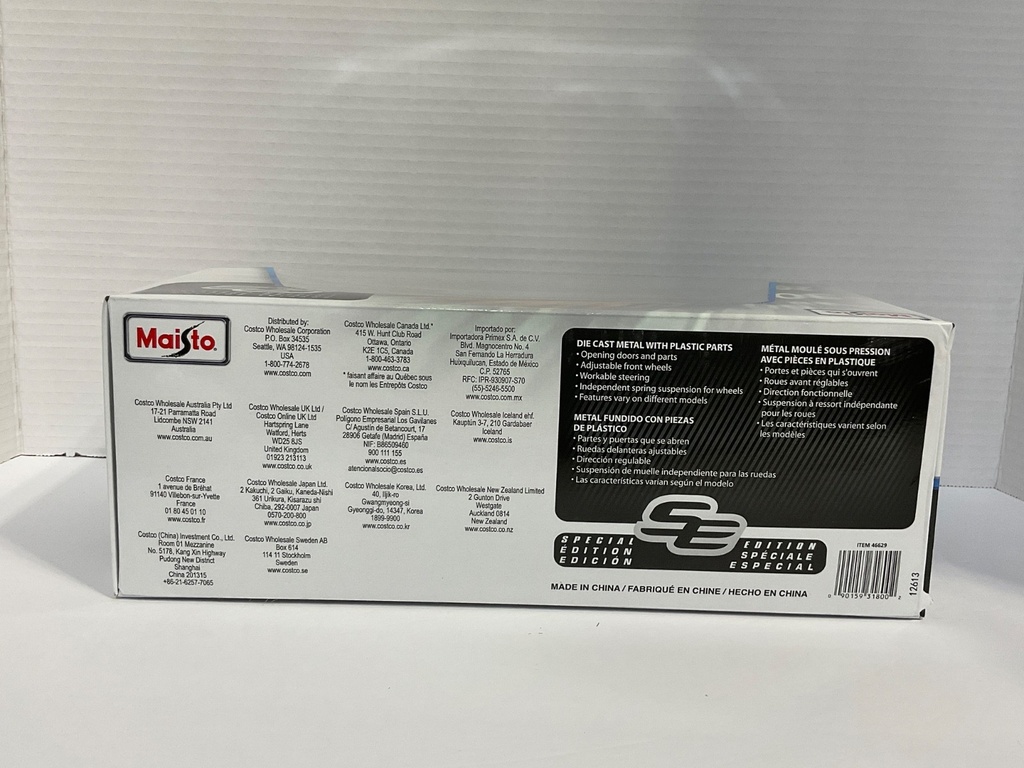 1:18 MAISTO 1969 DODGE CHARGER R/T BLACK image