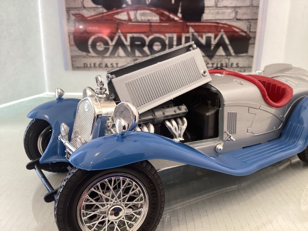 BURAGO 1932 ALFA ROMEO 2300 SPIDER PARTS CAR GREY/BLUE/RED ON BLACK image