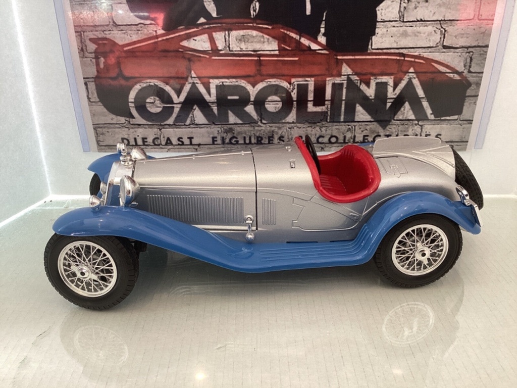 BURAGO 1932 ALFA ROMEO 2300 SPIDER PARTS CAR GREY/BLUE/RED ON BLACK image