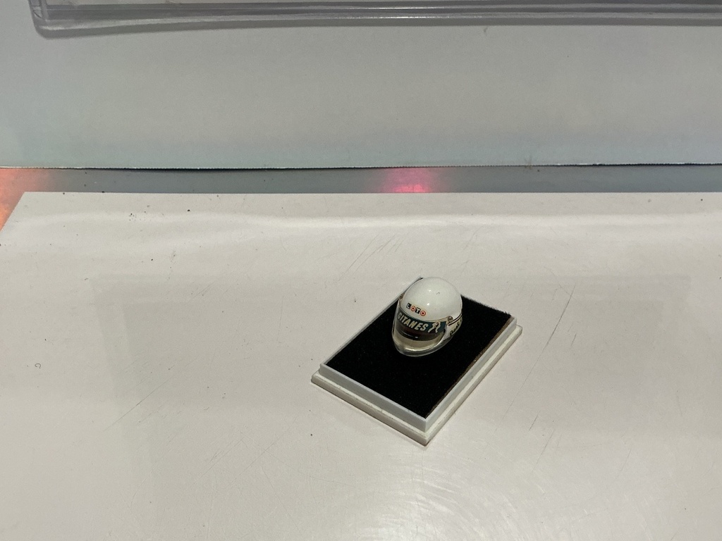 1:12 JF CREATIONS HELMET R ARNOUX image