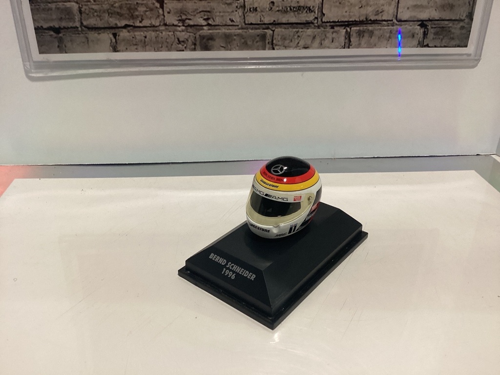 1:8 MINICHAMPS BREND SCHNEIDER 1996 image