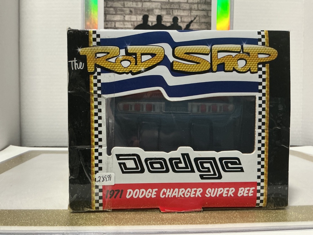 1:18 AUTO WORLD GIL KIRK’S ROD SHOP 1971 DODGE CHARGER SUPER BEE image