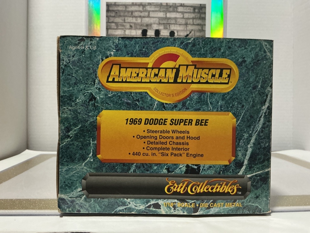1:18 ERTL 1969 DODGE SUPER BEE BLUE ON BLACK image