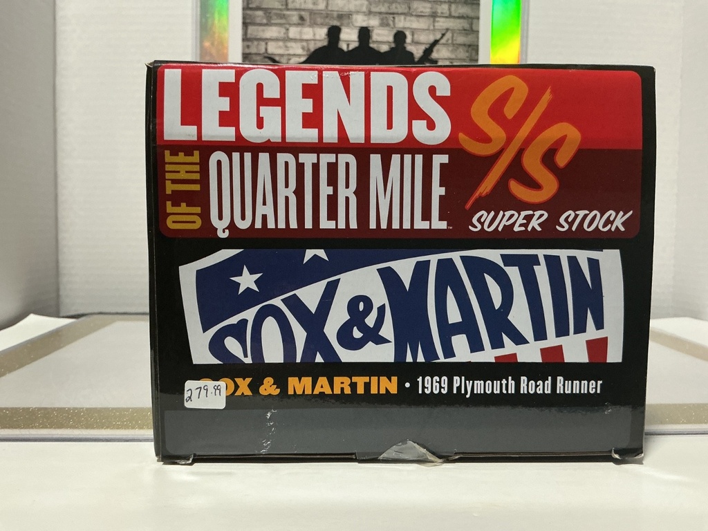 1:18 AUTO WORLD SOX AND MARTIN 1969 PLYMOUTH ROAD RUNNER LIMITED EDITION image