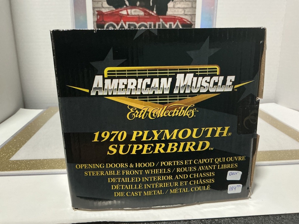 1:18 ERTL / AMERICAN MUSCLE 1970 PLYMOUTH SUPERBIRD [DOOR NEEDS FIXING] image