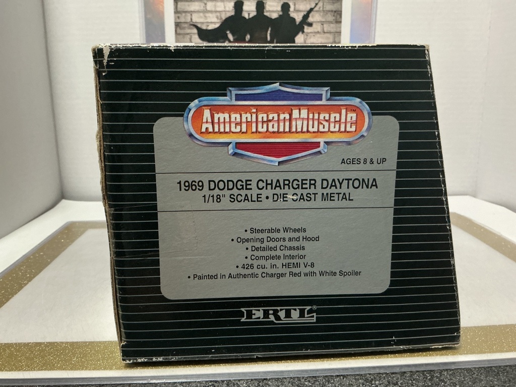 1:18 ERTL AMERICAN GRAFFITI - 1969 DODGE CHARGER DAYTONA RED ON BLACK image
