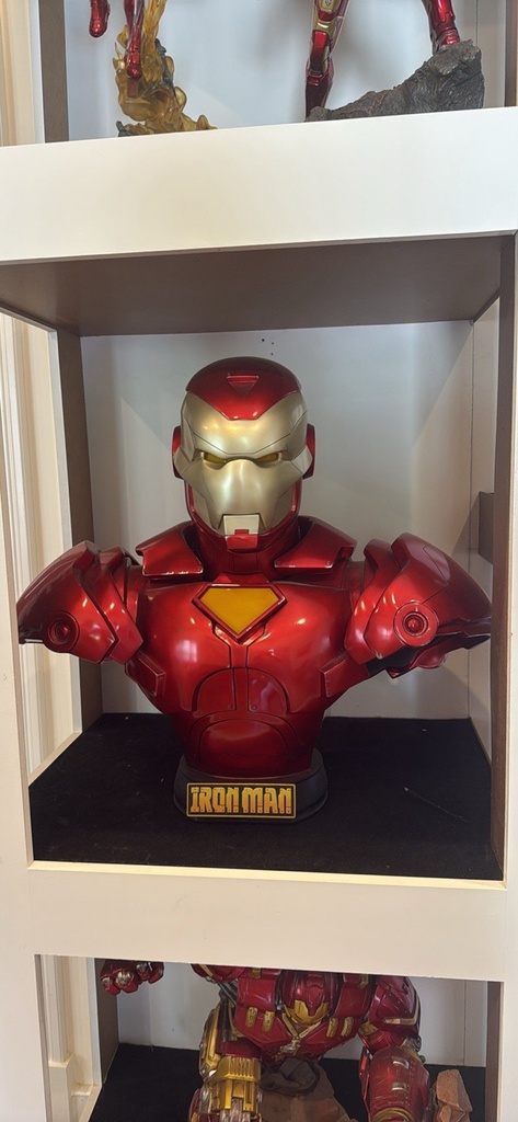 Ironman 1/4 1/2 1/1 Scale Statue Collection image