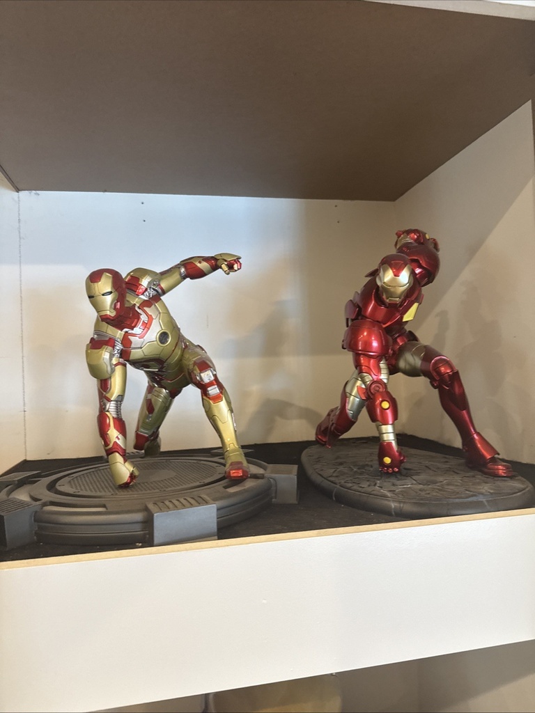 Ironman 1/4 1/2 1/1 Scale Statue Collection image