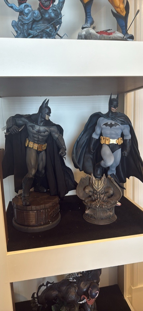 Batman Superman Robin Wolverine And More 1/4 1/3  Scale Statue Collection image