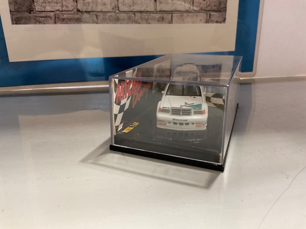 1:64 MICROCHAMPS DEKRA #17 MERCEDES image