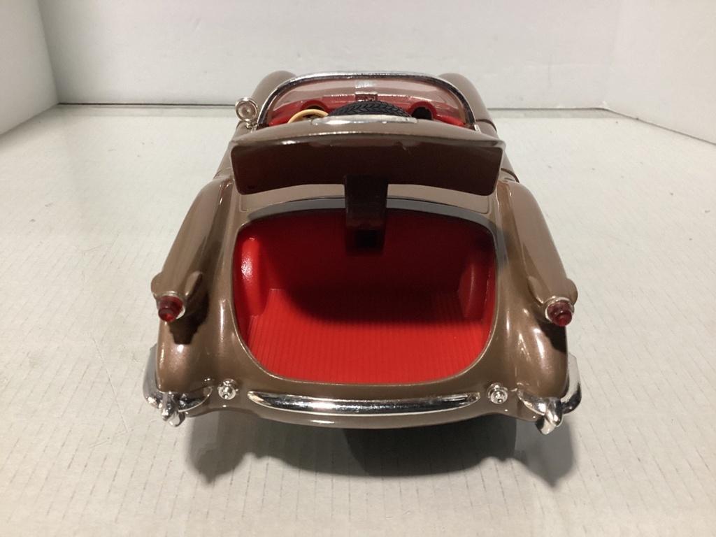 1:18 Mira Solido Chevrolet Corvette 1953 Brown on Red Junk Yard Parts Car image