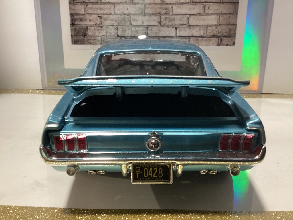 1:18 Maisto 1968 Ford Mustang GT Cobra Jet-Blue image