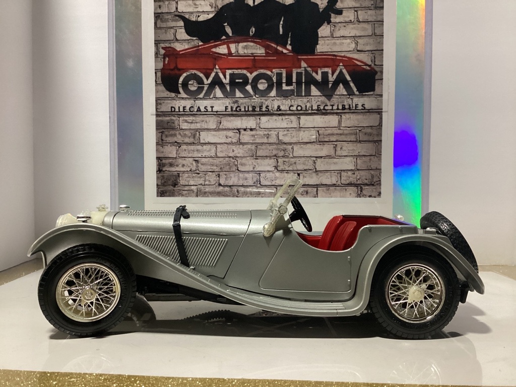 1:18 Burago 1937 Jaguar SS 100 Grey on Red (no windshield) image