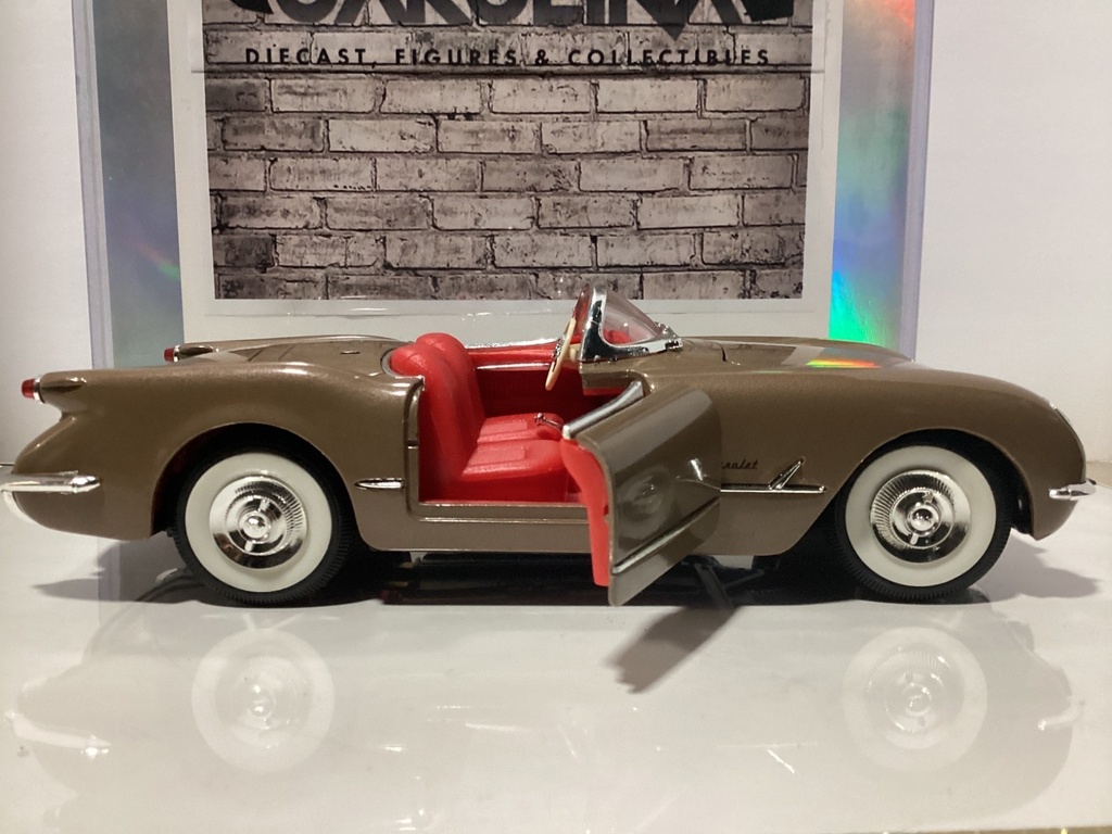1:18 SOLIDO 1953 CHEVROLET CORVETTE BROWN ON RED CONVERTIBLE image