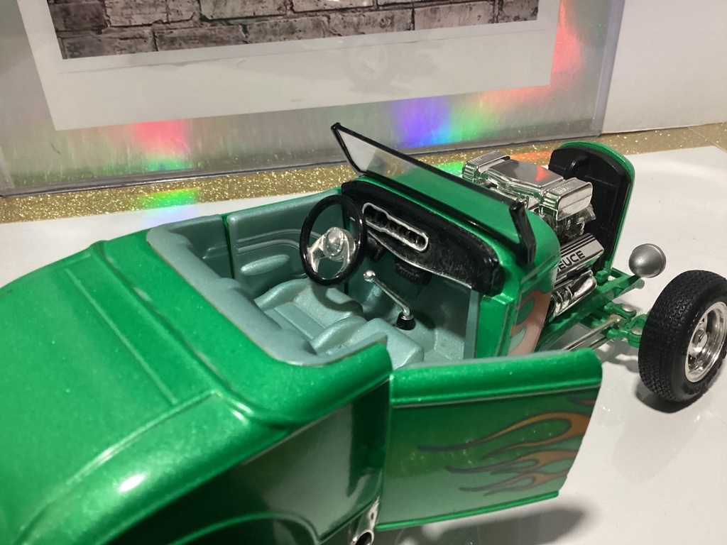 1:18 ERTL Ford Coupe Green w/ Flames Convertible image