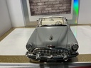 1:18 MOTORMAX 1953 BUICK SKYLARK FLAT GREY ON CREAM *See Doors/Windshield image