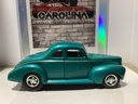 1:18 ERTL 1940 Ford Coupe Green on Brown (left mirror missing + need repair) image