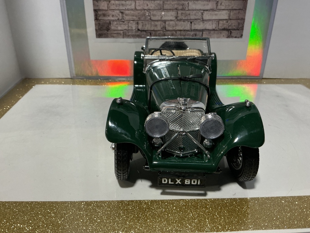 1:18 BURAGO 1937 Jaguar SS-100 - Green on Tan Convertible image