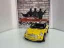 1:18 HOT WHEELS 2001 MINI COOPER *MISSING MIRROR* YELLOW ON BLACK W CHECKER TOP image