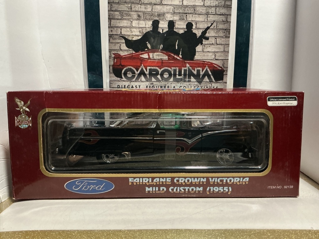 1:18 ROAD LEGENDS - FORD FAIRLANE CROWN VICTORIA MILD CUSTOM [SCUFF MARKS] image