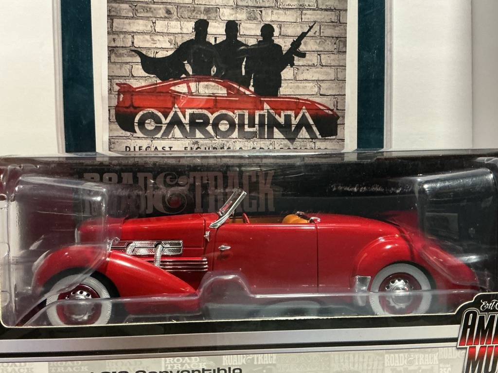 1:18 AUTO WORLD- 1937 CORD 812 CONVERTIBLE image