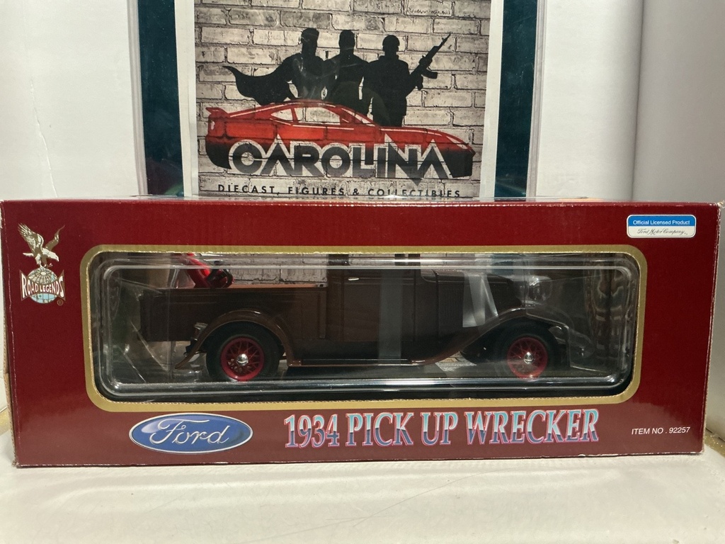 1:18 ROAD LEGENDS - FORD 1934 PICK-UP WRECKER[SCUFF MARKS ON PLASTIC] image