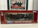 1:18 ROAD LEGENDS - FORD 1934 PICK-UP WRECKER[SCUFF MARKS ON PLASTIC] image