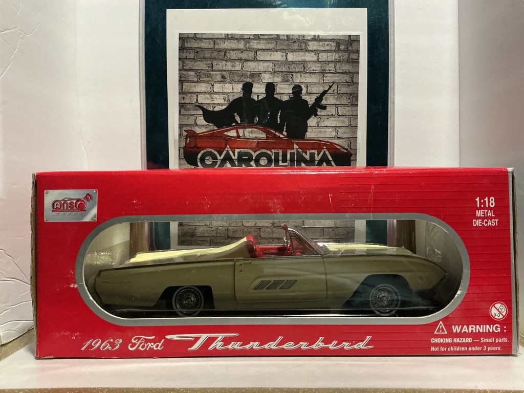 1:18 ANSON- 1963 FORD THUNDERBIRD image