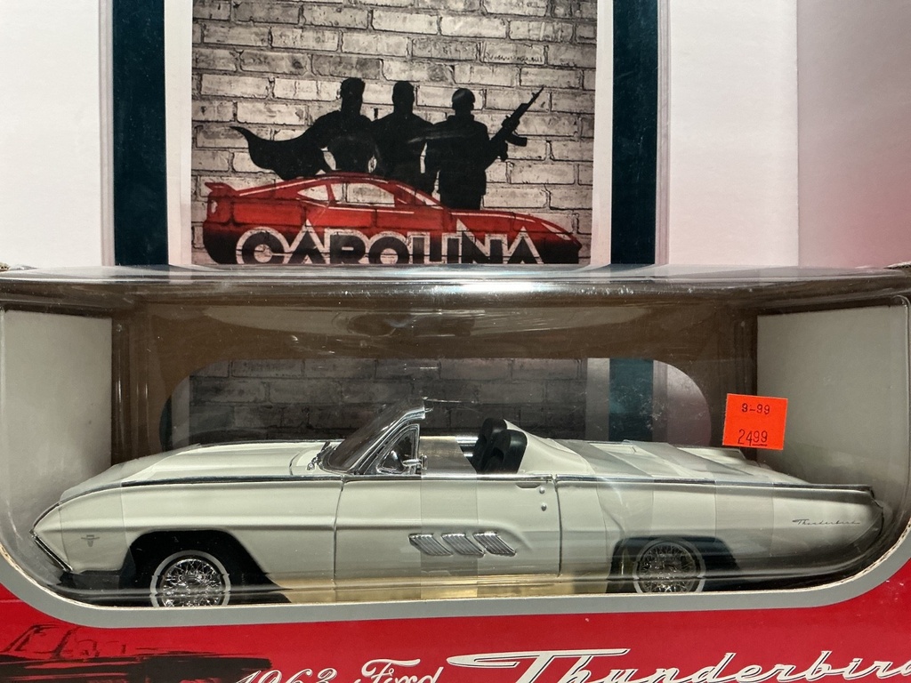 1:18 ANSON- 1963 FORD THUNDERBIRD image