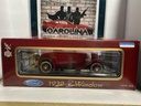 1:18 ROAD LEGENDS - FORD 1932 3-WINDOW [SCUFF MARKS ON PLASTIC/BOX] image