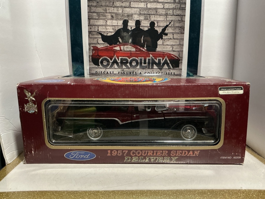 1:18 ROAD LEGENDS 1957 COURIER SEDAN DELIVERY [SCUFF MARKS PLASTIC/BOX] image