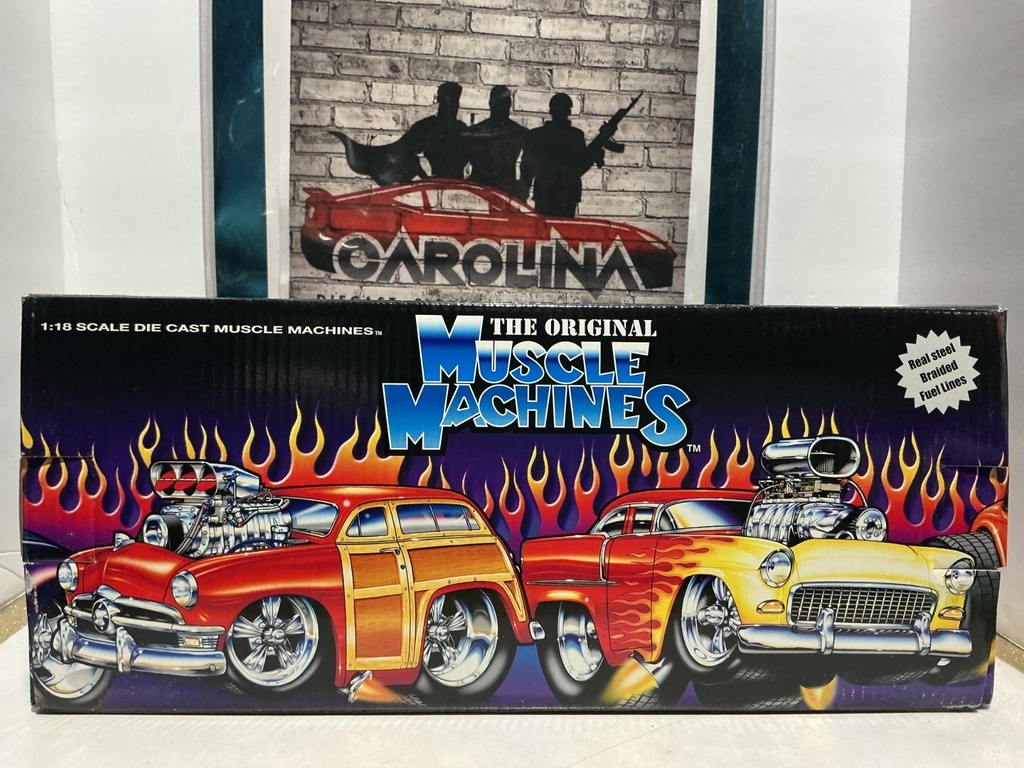1:18 MUSCLE MACHINES- ‘57 CHEVY image