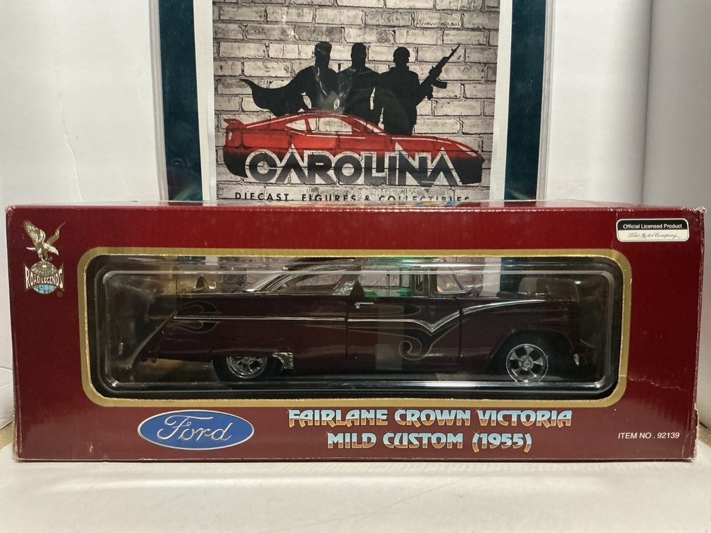 1:18 ROAD LEGENDS - FORD FAIRLANE CROWN VICTORIA MILD CUSTOM [1955] SCUFF MARKS image