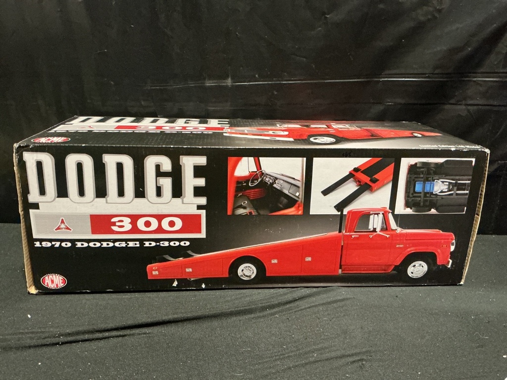 1:18 ACME DODGE 300/1970 DODGE-300 RAMPTRUCK image