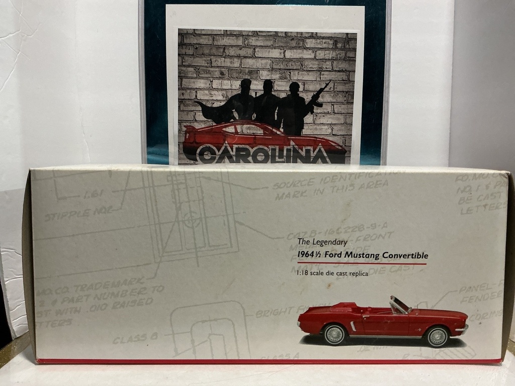 1:18 PRECISION COLLECTION 100- THE LEGENDARY 1964 1/2 FORD MUSTANG CONVERTIBLE image