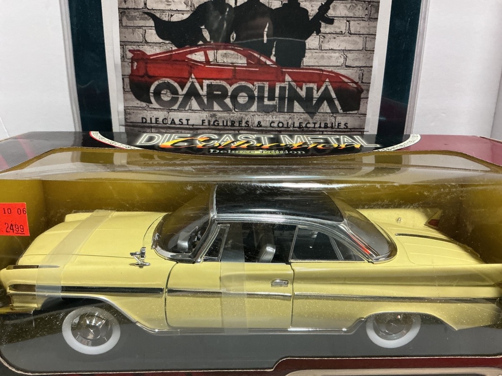 1:18 ROAD SIGNATURE DIE CAST METAL- 1961 DESOTO ADVENTURER image